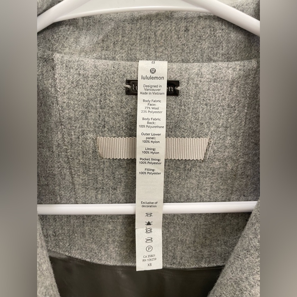 Lululemon Roam Far Wool Coat. Gray. Size 8. - Picture 9 of 9